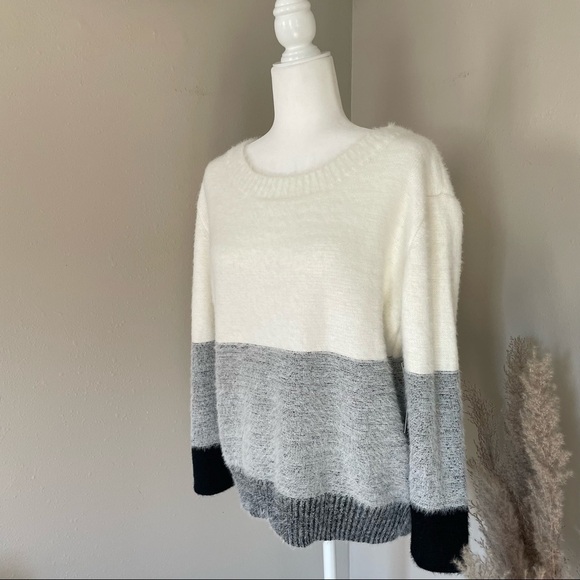 FATE | NWT | Cozy Neutral Striped Soft Crewneck Sweater - Picture 3 of 10